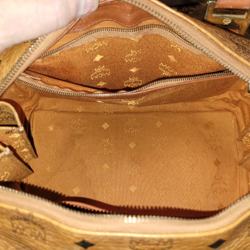 MCM Congac Boston Bag Leather Handbag With Crossbody9 - Picture 10 of 13